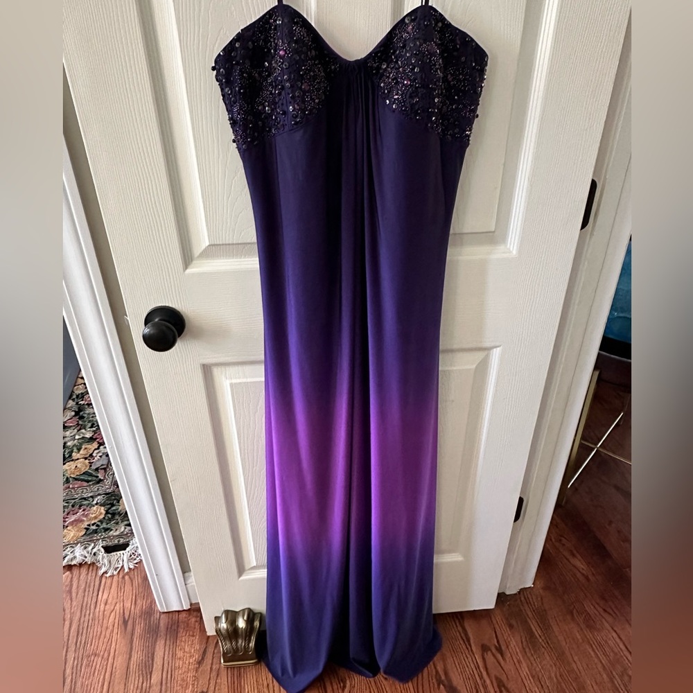 Adrianna PAPELL beaded strapless grown. Size 10.